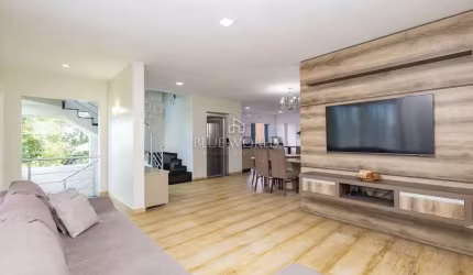 Casa com 3 quartos à venda na Rua Fernando de Noronha, 3403, Santa Cândida, Curitiba, 336 m2 por R$ 1.199.990