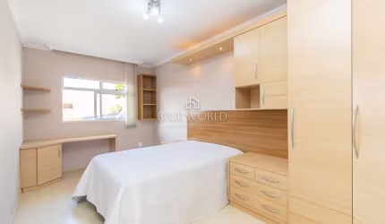 Casa em condomínio fechado com 4 quartos à venda na Rua Francisco Maravalhas, Jardim das Américas, Curitiba por R$ 849.000
