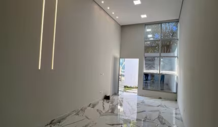 Linda Casa Nova ! Pronta para morar