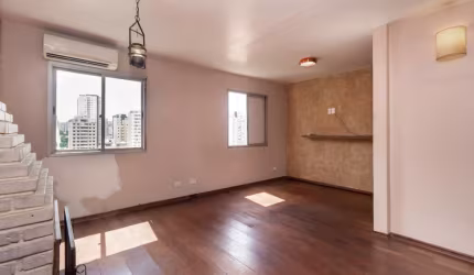 Agradável cobertura para venda com 2 quartos, sendo 2 suítes, 212m²