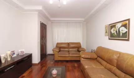 Versátil sobrado para venda com 3 quartos, sendo 1 suíte, 129m²