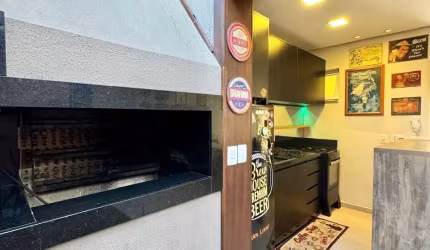 Sobrado semi mobiliado á venda com área gourmet, próximo aos pavilhões da festa da uva - Caxias do Sul/RS