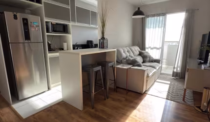 Apartamento mobiliado em andar alto ótimo de sol - Caxias do Sul / RS