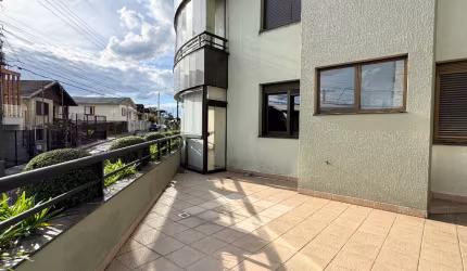 Apartamento com terraço, semi mobiliado no bairro Rio Branco