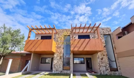 CASA EM ALTO PADRÃO NA BEIRA MAR
