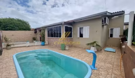IMÓVEL EM ÓTIMA REGIÃO COM PISCINA