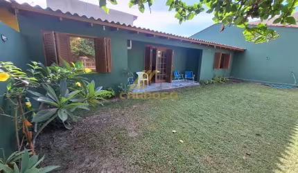 Casa de 4 quartos bem pertinho do mar !