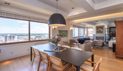 Apartamento no Moinhos de Vento com 260 mt2 com 4 dormitórios (3 suíte) Porto Alegre.