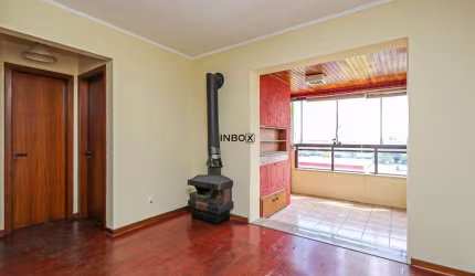 Apartamento 2 Dormitórios , Churrasqueira, Lareira com 60m² e 1 Vaga