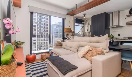 INBOX CIA IMOBILIÁRIA VENDE ótimo apartamento de 1 dormitórios sendo suíte, próximo a PUCRS no bairro Central Parque em Porto Alegre.