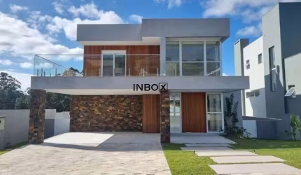 Vende casa em condomínio fechado