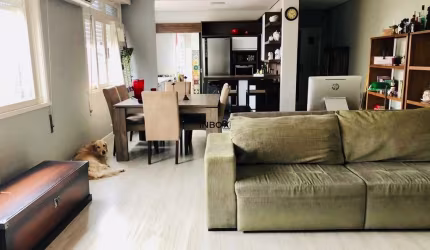 INBOX vende apartamento com 122m² privativos, 3 dormitórios, semimobiliado, na Ramiro Barcelos, bairro Rio Branco, Porto Alegre - RS.