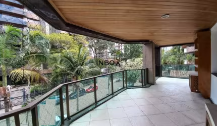 Apartamento com 251 m² 3 dormitórios e 3 suítes sendo 1 master, no bairro Moinhos de Vento, Porto Alegre/RS.