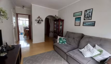 Apartamento à VENDA de 2 dormitórios e 70,10 m² no bairro Mont Serrat, Porto Alegre/RS