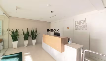 Ampla sala comercial com aproximados 47m² e excelente vista para o Guaíba!