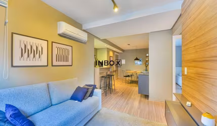 Apartamento mobiliado e decorado com 2 dormitórios, sendo 1 suíte, com 1 vaga!