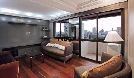 Magnífico apartamento 100% mobiliado de 3 dormitórios com uma suíte, 2 vagas cobertas, próximo ao Parcão, no bairro Mont Serrat!