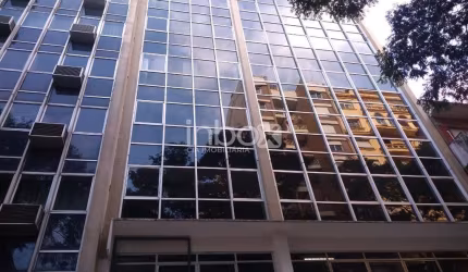 Vende Prédio Comercial no centro Histórico