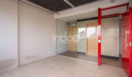 Linda sala para venda mobiliada no bairro Menino Deus
