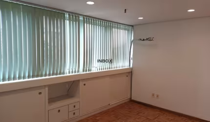 SALA COMERCIAL SEMI MOBILIADA COM 1 VAGA NO BAIRRO AUXILIADORA, PORTO ALEGRE/RS