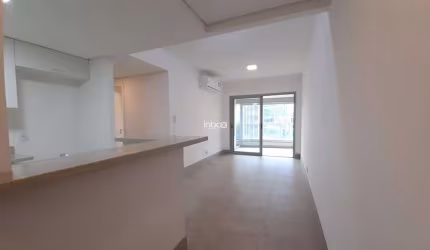 Apartamento semi mobiliado no Trend Nova Carlos Gomes