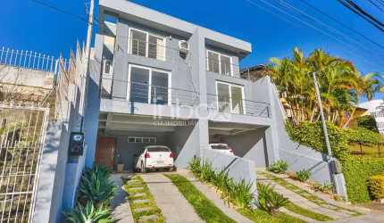 CASA MOBILIADA COM 168M² NO BAIRRO IPANEMA