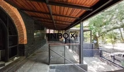 CASA COMERCIAL NA PADRE CHAGAS NO BAIRRO MOINHOS DE VENTO, PORTO ALEGRE/RS