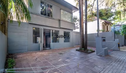 Casa Comercia a Venda no Mont Serrat