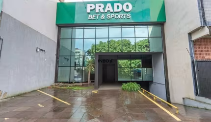 Prédio Comercial com 700m² e 14 Vagas