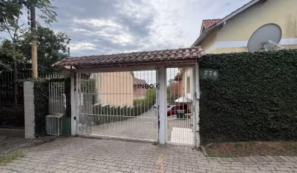 Casa em Condomínio- 3 Quartos, Suíte e 2 Vgas ! Ótima Oportunidade