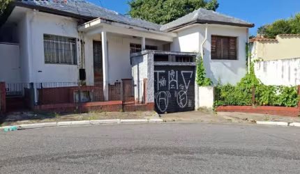 Terreno com casa antiga!