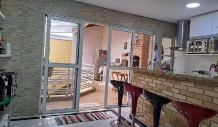 Sobrado à venda, 2 quartos, 2 suítes, 6 vagas, PARQUE SAO LUCAS - São Paulo/SP