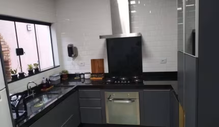 Sobrado à venda, 3 quartos, 1 suíte, 2 vagas, VILA MACEDOPOLIS - São Paulo/SP