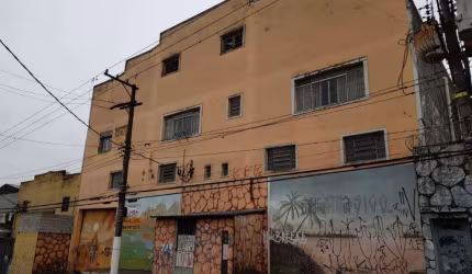 TERRENO + GALPÃO EM ÁREA INDUSTRIAL COM 1100M²