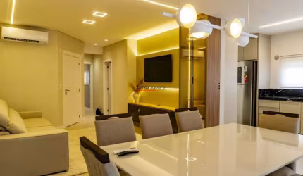 Apartamento Mobiliado em Meia Praia, Itapema - com Piscina e Playground