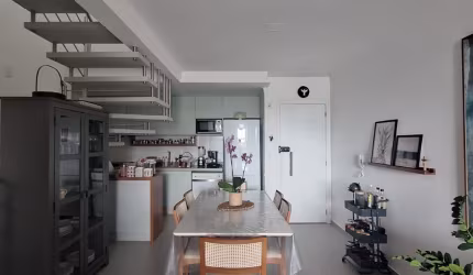 Apartamento semi mobiliado a 800 metros do mar