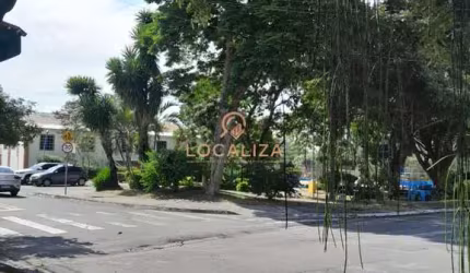 Casa à venda em São José dos Campos-SP, Jardim Itapoã: 3 quartos, 1 sala, 2 banheiros, 2 vagas de garagem - 90m²!