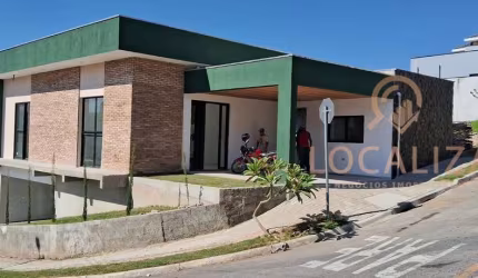 Casa em condomínio para venda e locação - Residencial Mantiqueira ? 320m² - São José dos Campos  Localização: Residencial Mantiqueira - Zona Norte   D