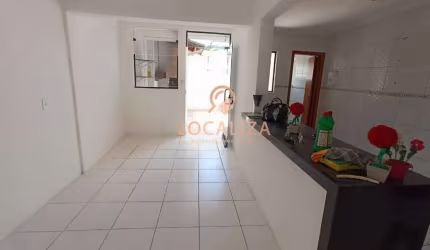 Casa Sobrado/ São Judas Tadeu/ 03 Dormitórios sendo 03 suítes/125m²/ São José dos Campos