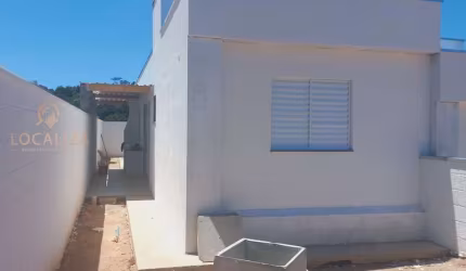 Imperdível oportunidade de casa à venda em Jacareí-SP, Jardim Novo Amanhecer: 2 quartos, 1 suíte, 1 sala, 2 banheiros, 2 vagas, 69m²!