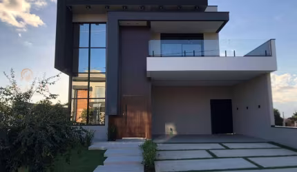 Espetacular Casa à Venda em Caçapava Velha, 3 Quartos, 1 Suíte, 4 Salas, 3 Banheiros, 4 Vagas de Garagem, 197m² - Caçapava-SP