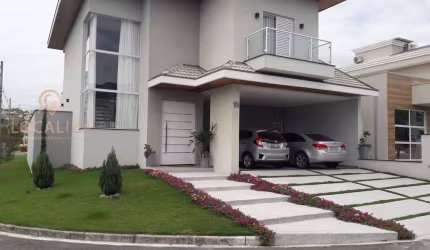 Imperdível oportunidade: Casa à venda em Jacareí-SP, no Jardim Residencial Golden Park, com 3 quartos, 3 suítes, 3 salas, 3 vagas de garagem e 204m². Confira já!