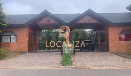 Venda de Casa de Luxo em Condomínio de Campos do Jordão-SP - 4 Quartos, 4 Suítes, 3 Salas e Mais!