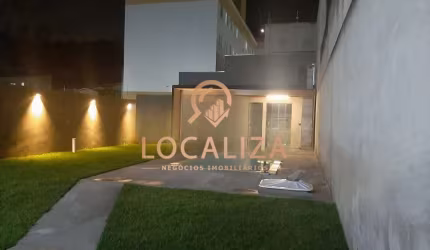 Imperdível! Edícula Casa à venda em São José dos Campos-SP, no Jardim Santa Júlia, 1 quarto, 1 suíte, 1 banheiro, 4 vagas, 42m²
