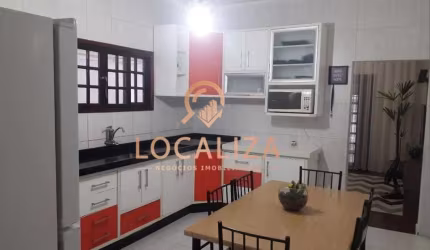 Casa Sobrado / Jardim Santa Inês I / 03 Dormitórios sendo 01 suíte / 160m² / São José dos Campos