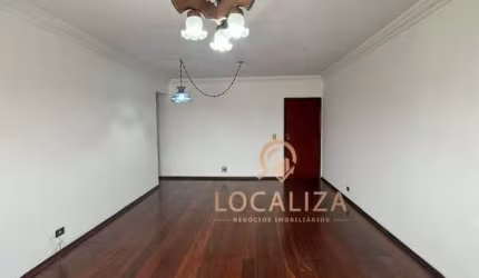 Apartamento à venda no Centro de São José dos Campos-SP: 3 quartos, 1 suíte, 1 sala, 1 vaga e 125,30 m² de área!