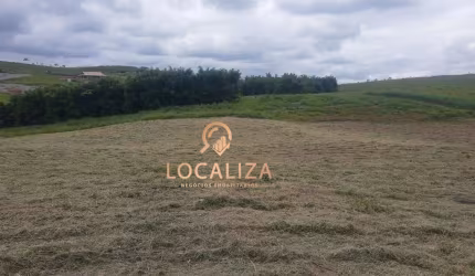 ADQUIRA SEU TERRENO DE 3.000M² EM CAÇAPAVA VELHA, CAÇAPAVA-SP!Aproveite essa oportunidade única para construir a chácara dos seus sonhos em uma região privilegiada.