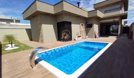 Casa / Condominio Santa Mônica /  03 Dormitórios /  01 suíte / 190m²AC / 360m²TE - Caçapava - SP.