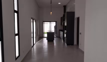 Casa à venda em Caçapava-SP, Residencial Colinas: 3 quartos, 1 suíte, 2 salas, 2 banheiros, 4 vagas, 300m² de área. Imperdível!