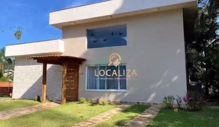 Casa espetacular à venda em Ubatuba-SP, bairro Lagoinha: 3 quartos, 1 suíte, 1 sala, 2 banheiros, 2 vagas de garagem, 160m².